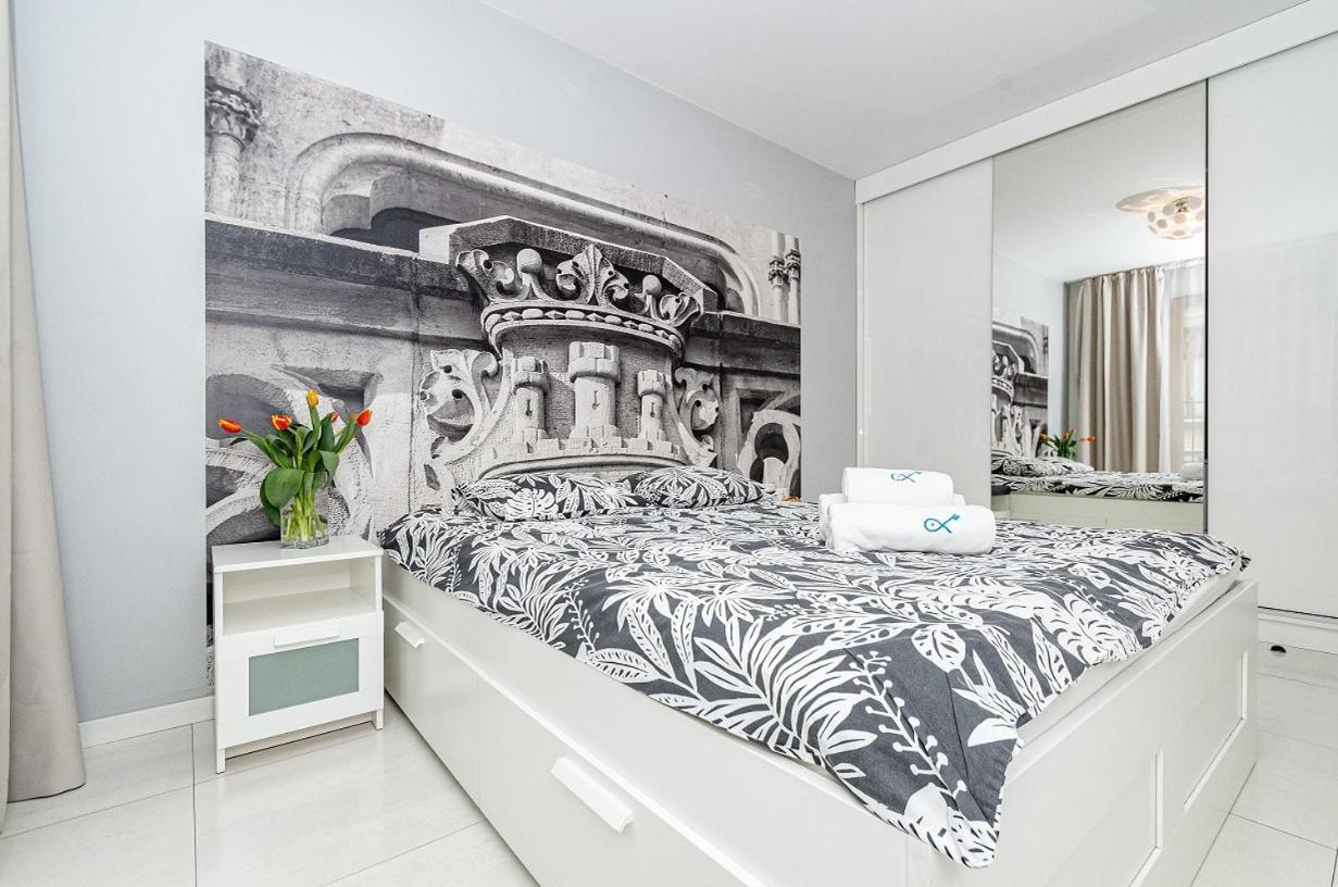 Landmark Apartments Краков Экстерьер фото