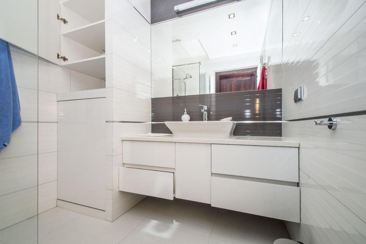 Landmark Apartments Краков Экстерьер фото